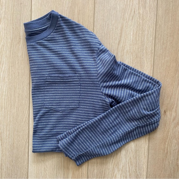 Goodfellow & Co Blue Detailed Long Sleeve Pocket Tee - Picture 1 of 1